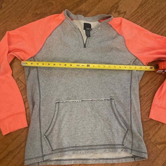 Barr 111 - sweatshirt, gray and peach, pockets in the front, elbow covers too ❤️ - Picture 4 of 8